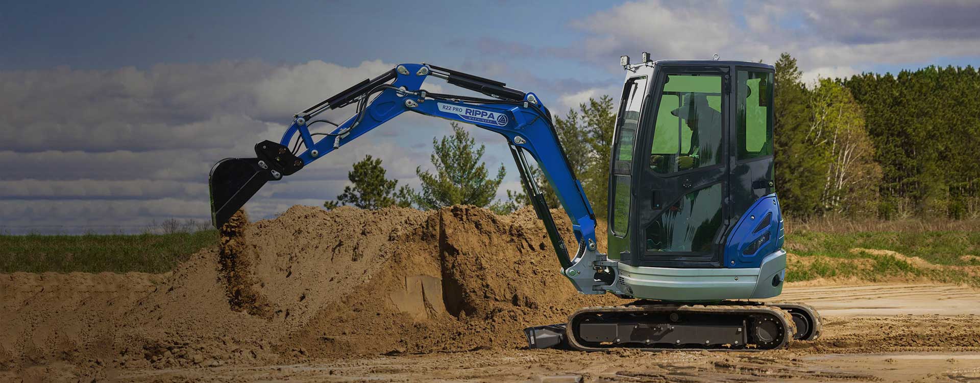 Rippa mini excavator - flexible and efficient, your versatile assistant