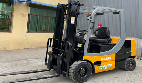 How to Improve Loading and Unloading Efficiency with an Electric Counterbalance Forklift?